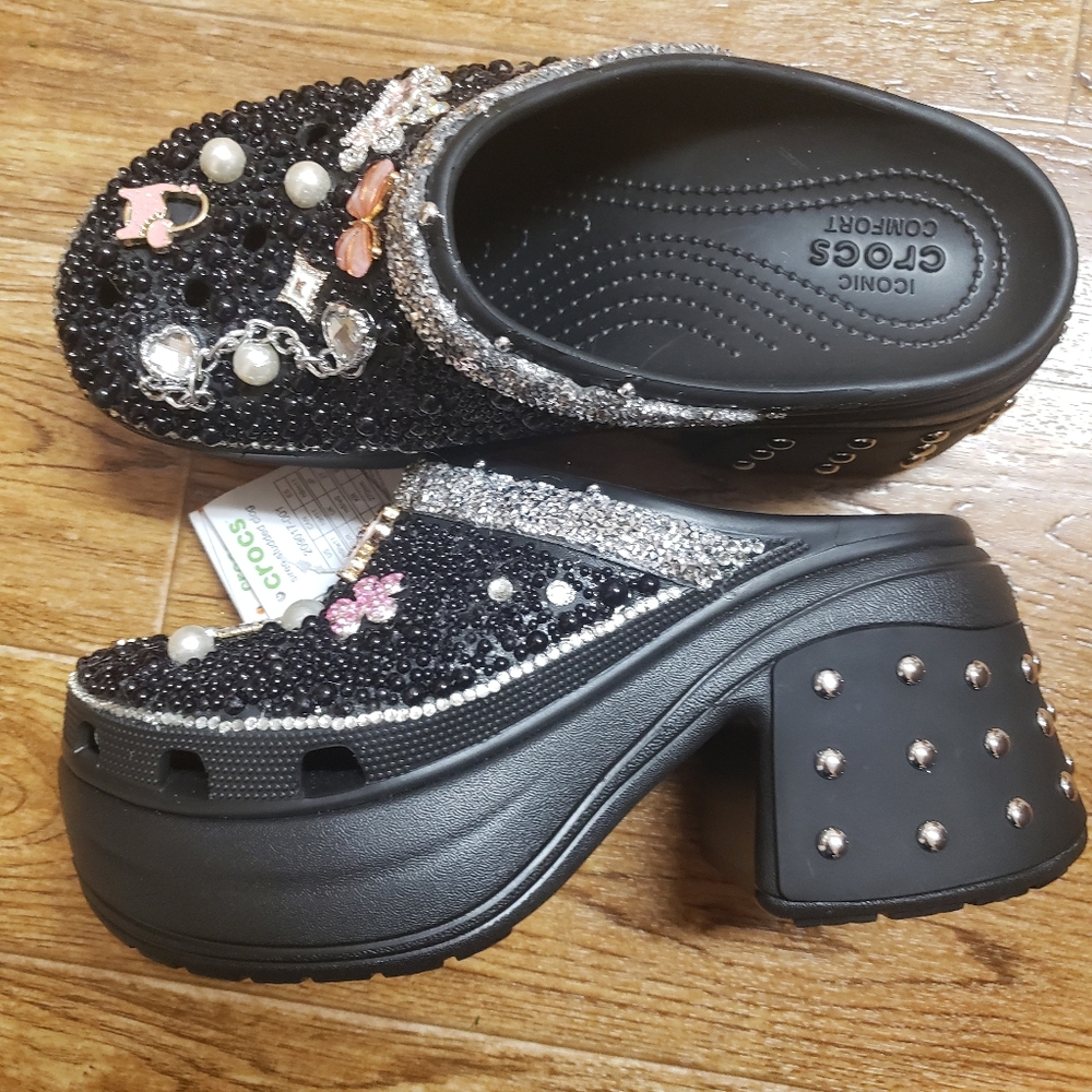CROCS Siren Studded Clogs, Customized. - Picture 1 of 14